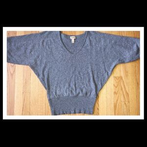 EUC ELLA MOSS GRAY V-NECK DOLMAN CASHMERE SWTR  XS